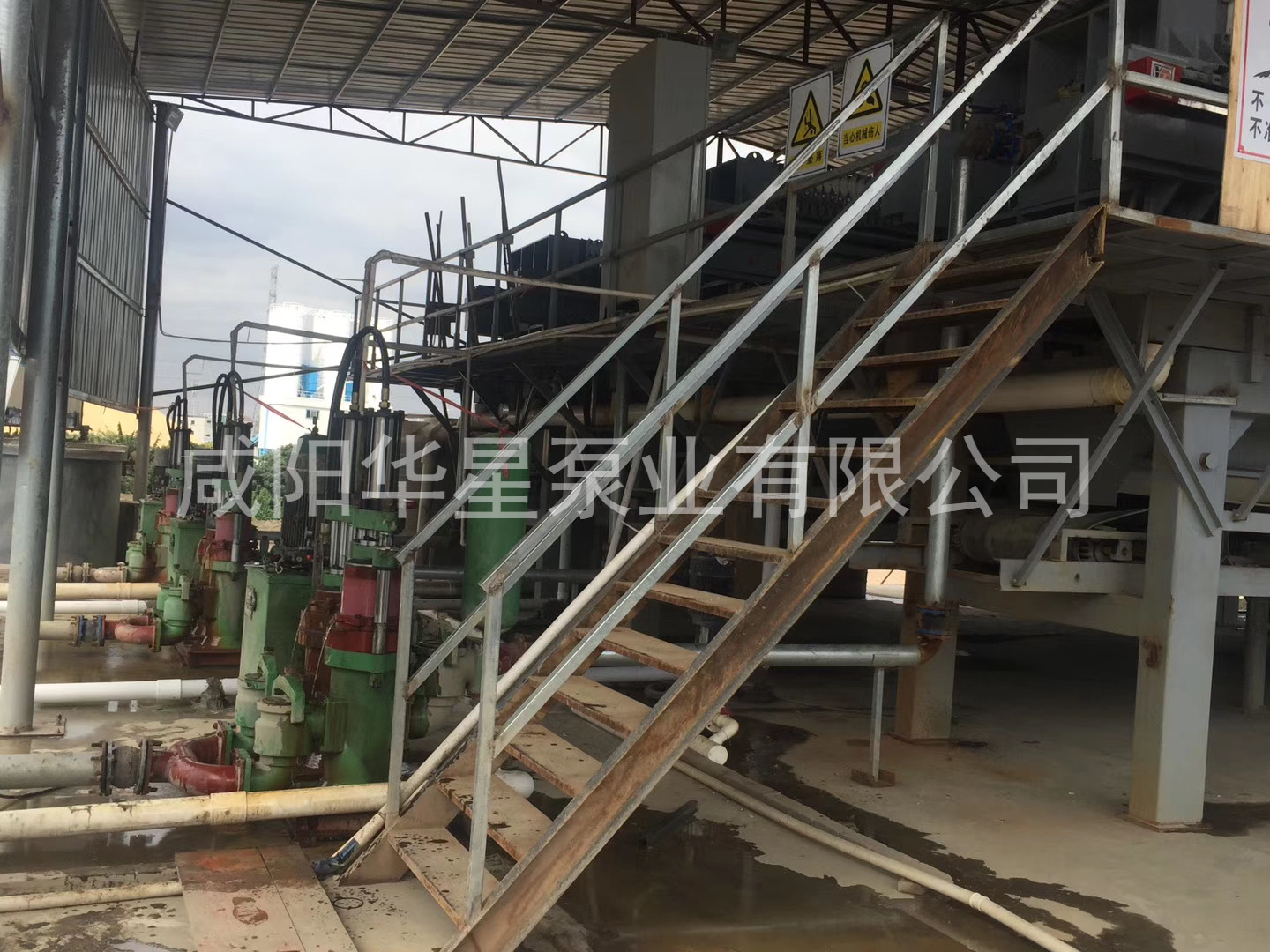 壓濾機(jī)入料泵結(jié)構(gòu)簡(jiǎn)單、易維修、結(jié)構(gòu)設(shè)計(jì)